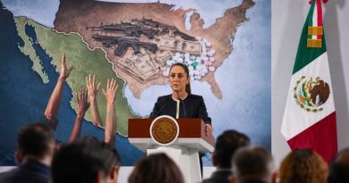 La presidenta mexicana exige a Washington frenar consumo, lavado y tráfico de armas; rechaza intervención militar y defiende la soberanía nacional.