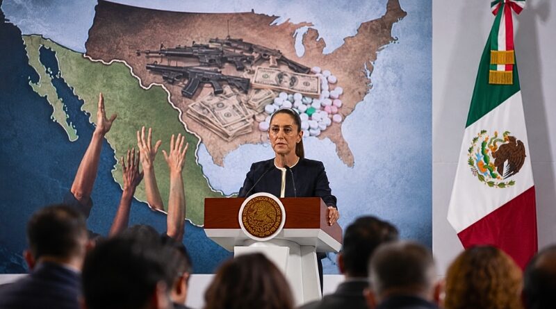 La presidenta mexicana exige a Washington frenar consumo, lavado y tráfico de armas; rechaza intervención militar y defiende la soberanía nacional.