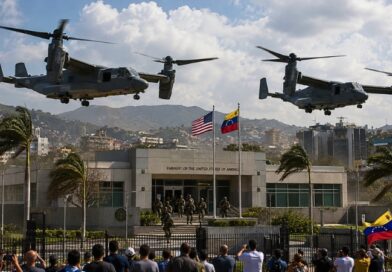 Ospreys sobrevuelan la embajada en un claro mensaje de preparación operativa mientras avanza el plan de tres fases de Trump para Venezuela.