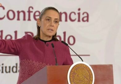 Sheinbaum responde desde Nayarit: "En México gobierna el pueblo y las mujeres" mientras la Casa Blanca endurece su discurso.