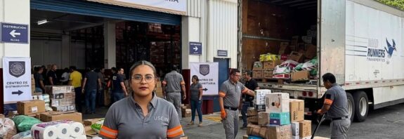 Funcionarios de la FGR y ciudadanía se unen en un esfuerzo sin precedentes para recolectar víveres que serán enviados a los damnificados por los terremotos en Venezuela